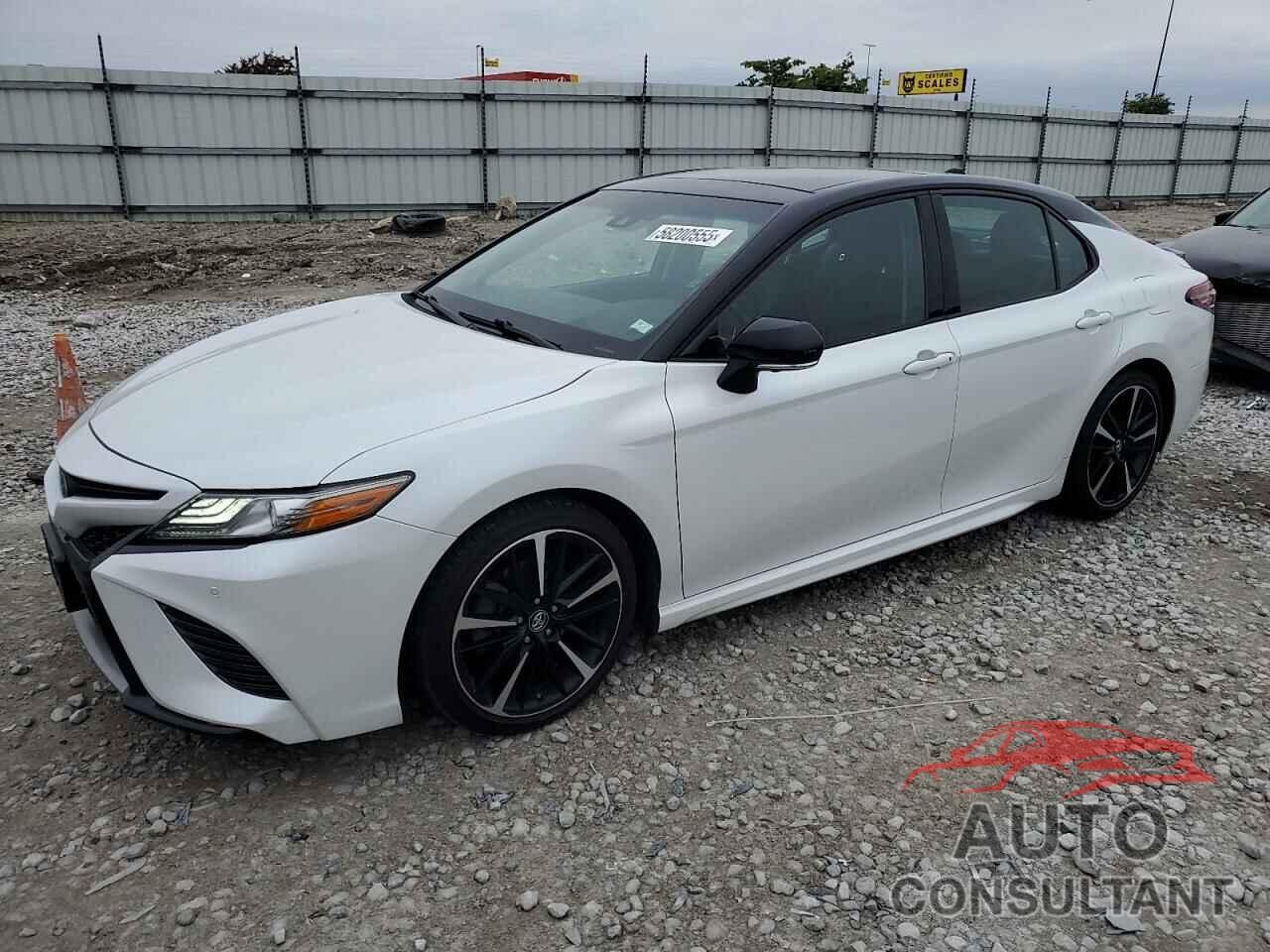 TOYOTA CAMRY 2018 - 4T1BZ1HK6JU019751