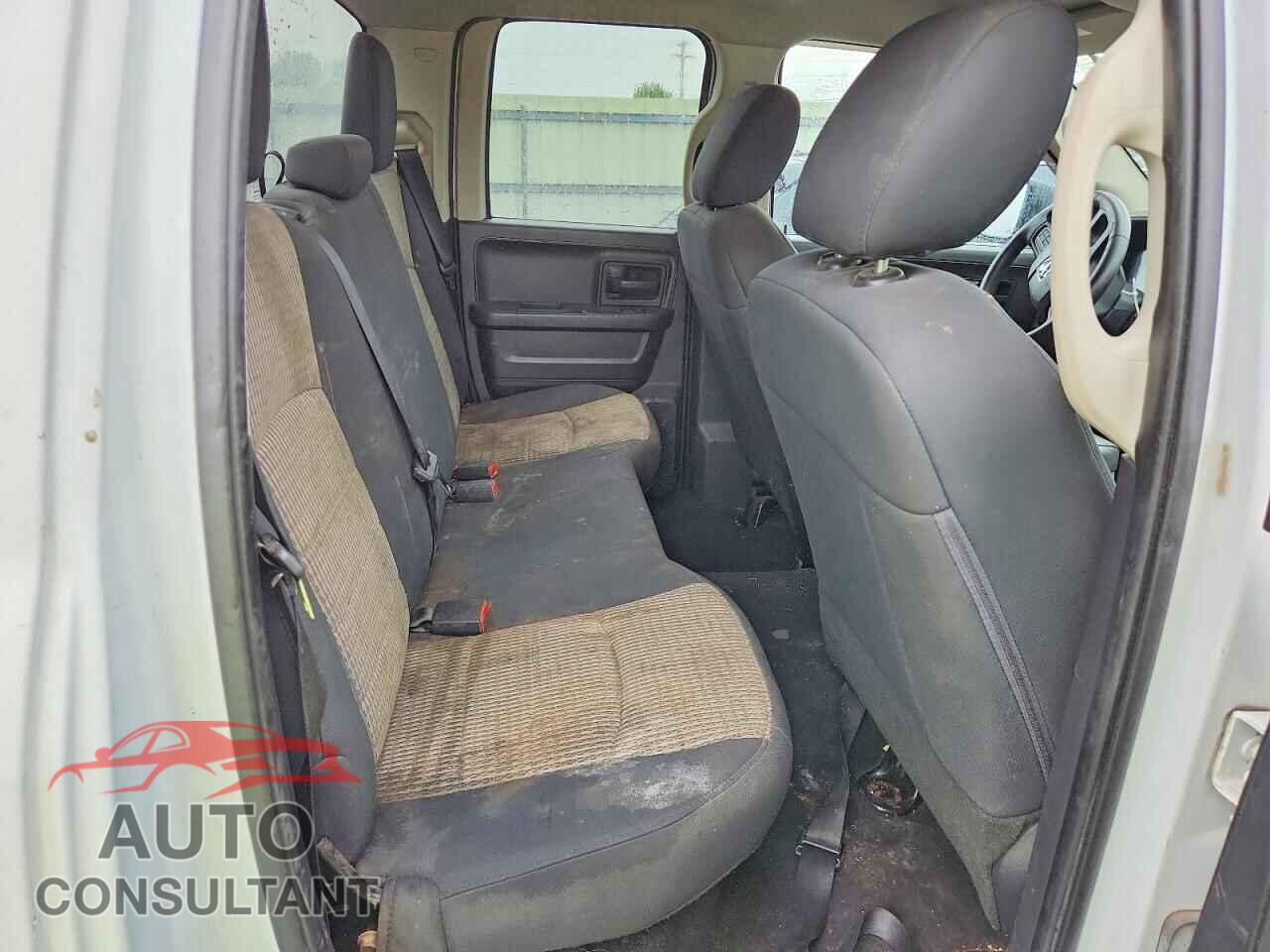 DODGE RAM 1500 2012 - 1C6RD7FT9CS303218