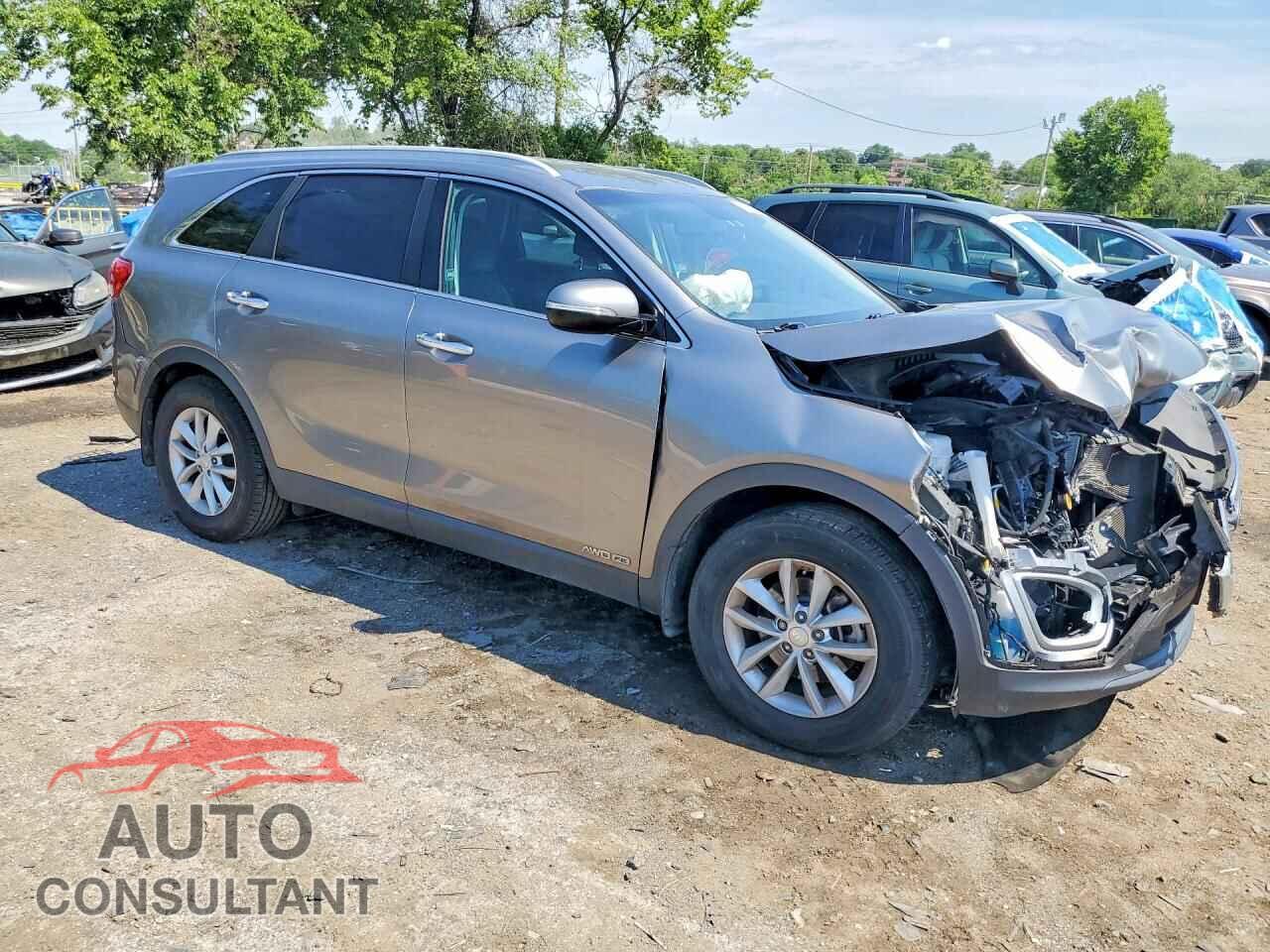 KIA SORENTO 2017 - 5XYPGDA59HG323044