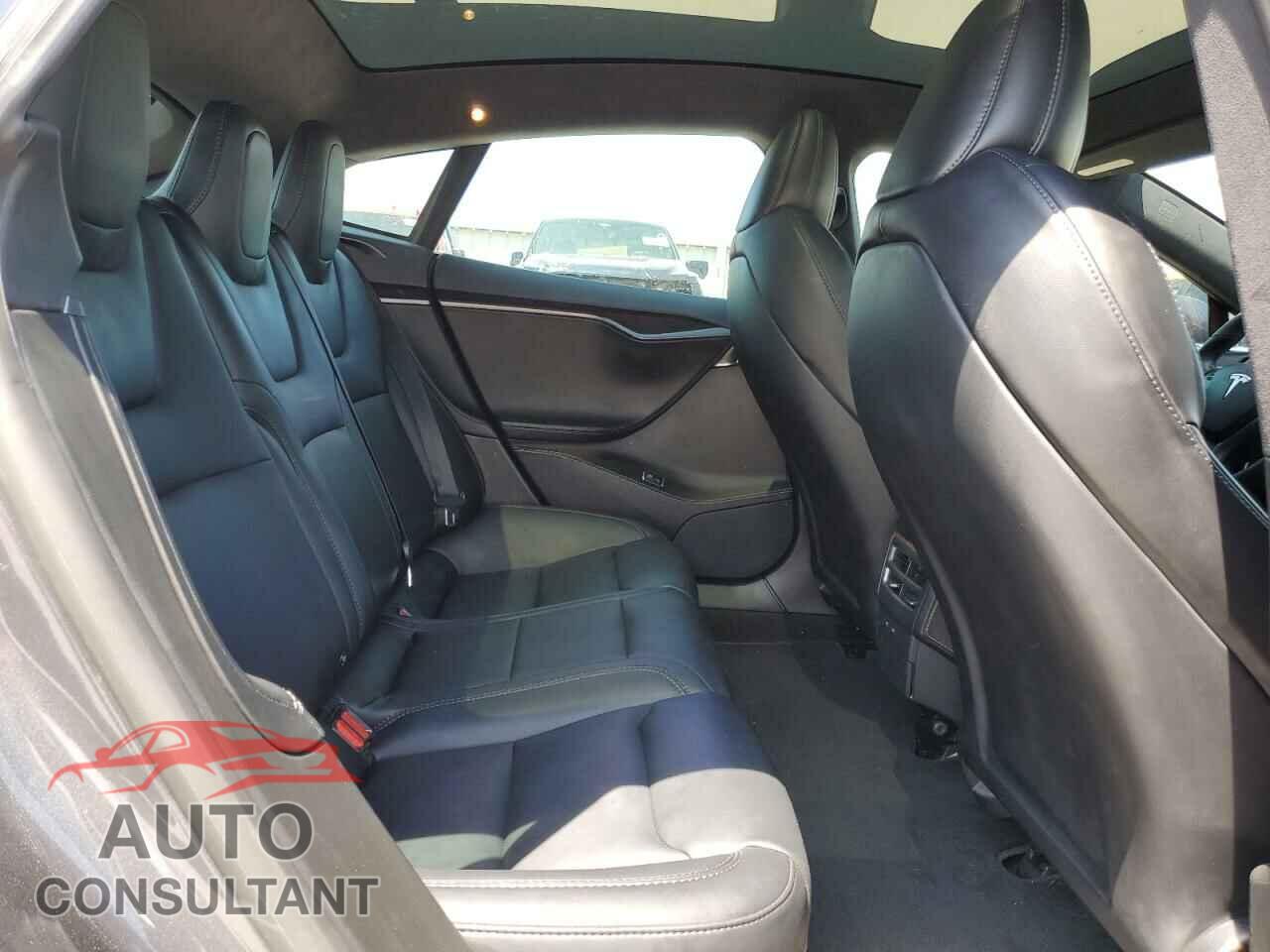 TESLA MODEL S 2021 - 5YJSA1E20MF427272