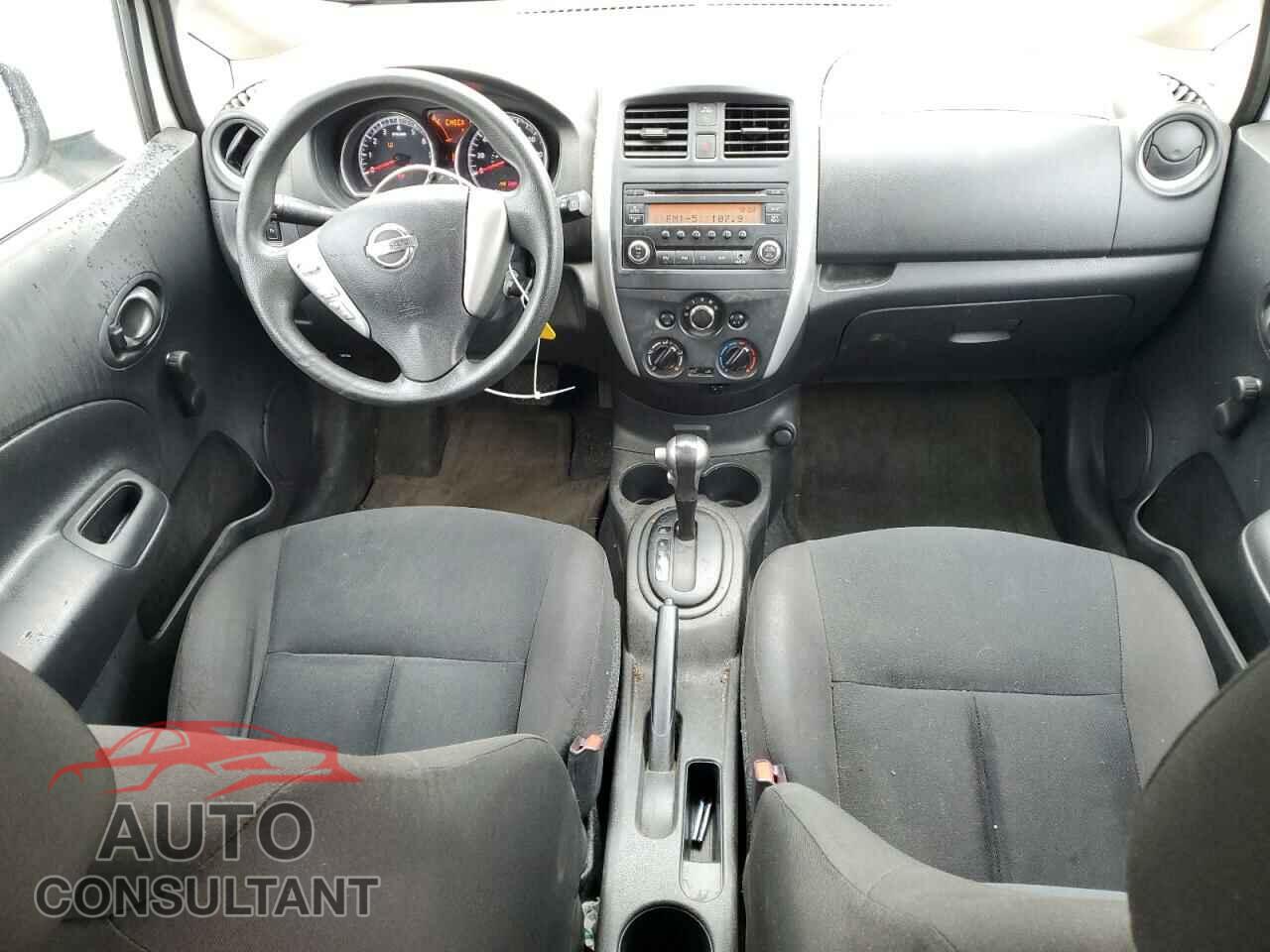 NISSAN VERSA 2017 - 3N1CE2CP3HL372002