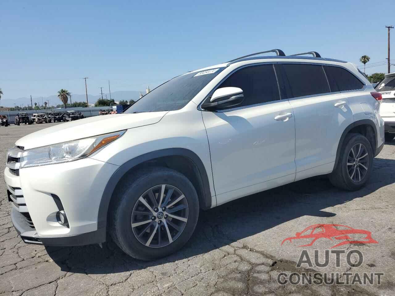 TOYOTA HIGHLANDER 2018 - 5TDKZRFH0JS543430