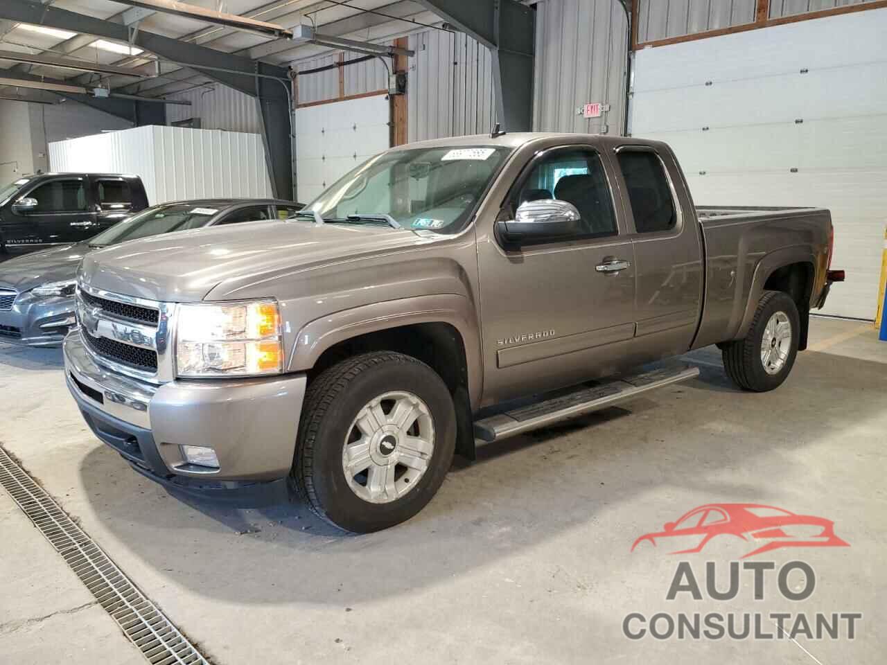 CHEVROLET SILVERADO 2011 - 1GCRKSE37BZ318275