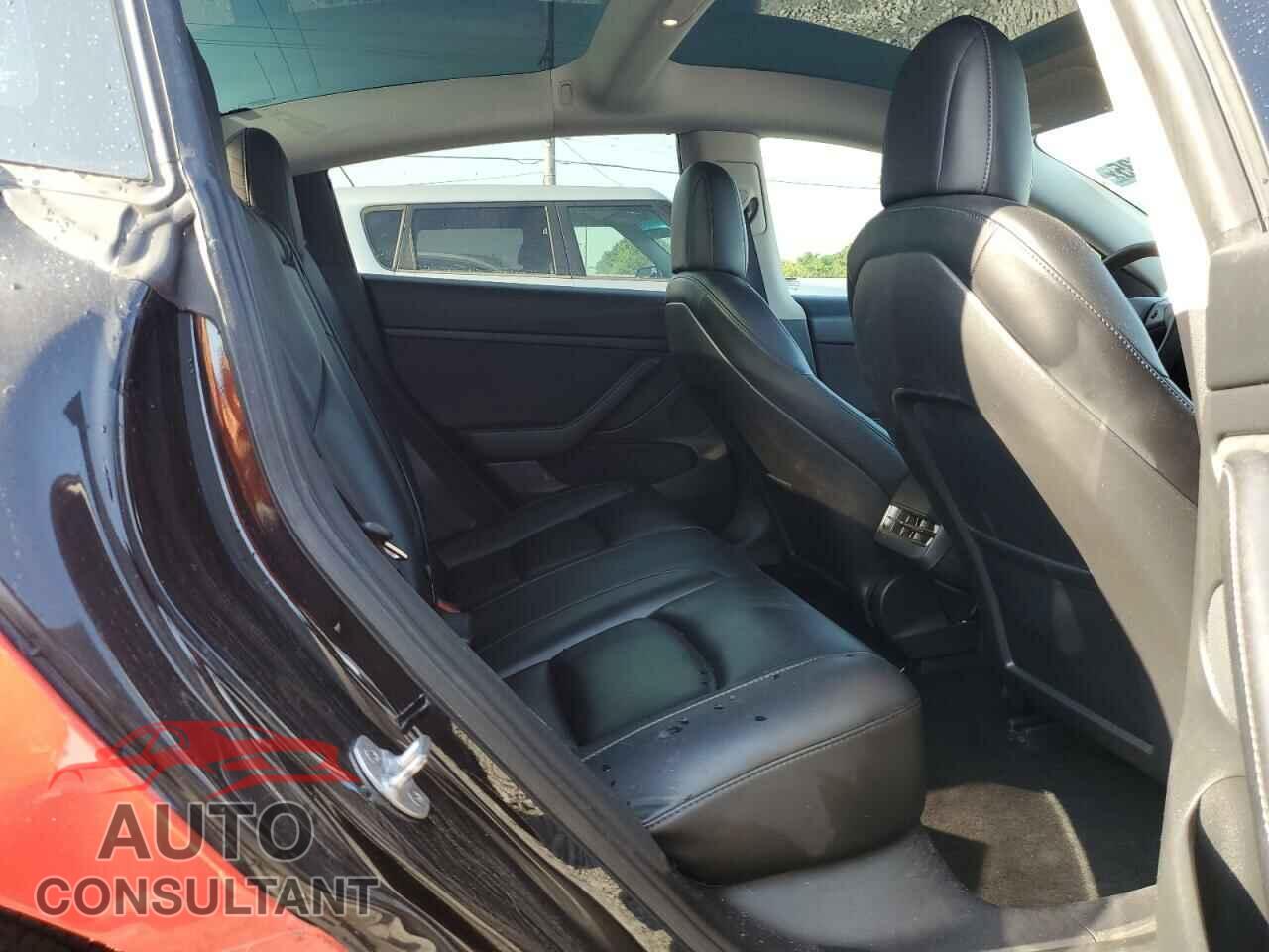 TESLA MODEL 3 2021 - 5YJ3E1EA9MF085689