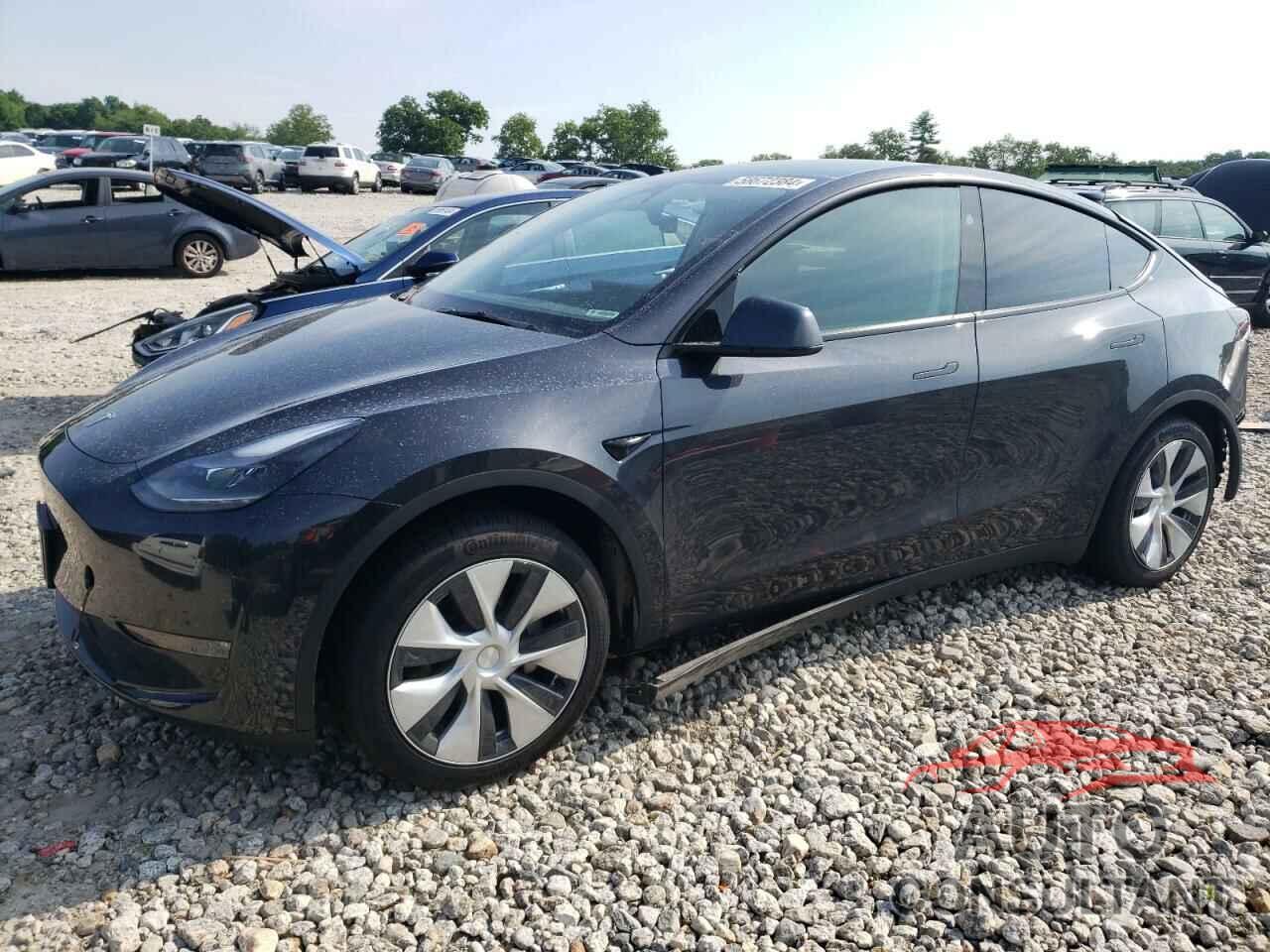 TESLA MODEL Y 2024 - 7SAYGDEE8RF037809