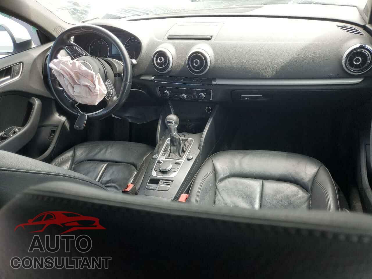 AUDI A3 2016 - WAUA7GFF2G1077653