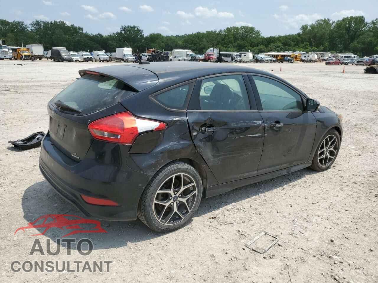 FORD FOCUS 2016 - 1FADP3K20GL319068