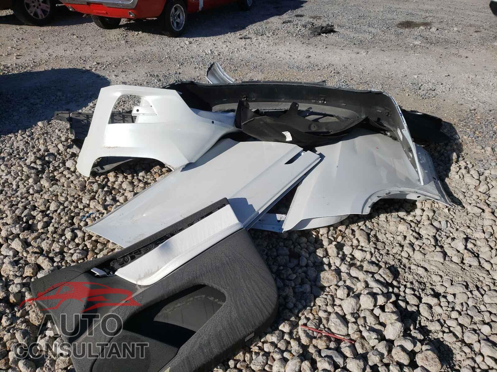 TESLA MODEL X 2020 - 5YJXCDE20LF300036