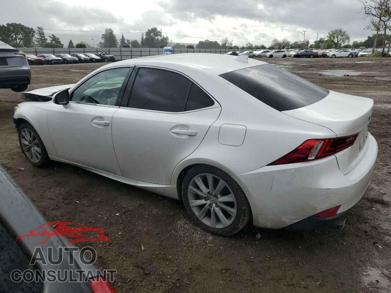 LEXUS IS 2016 - JTHBA1D22G5024142