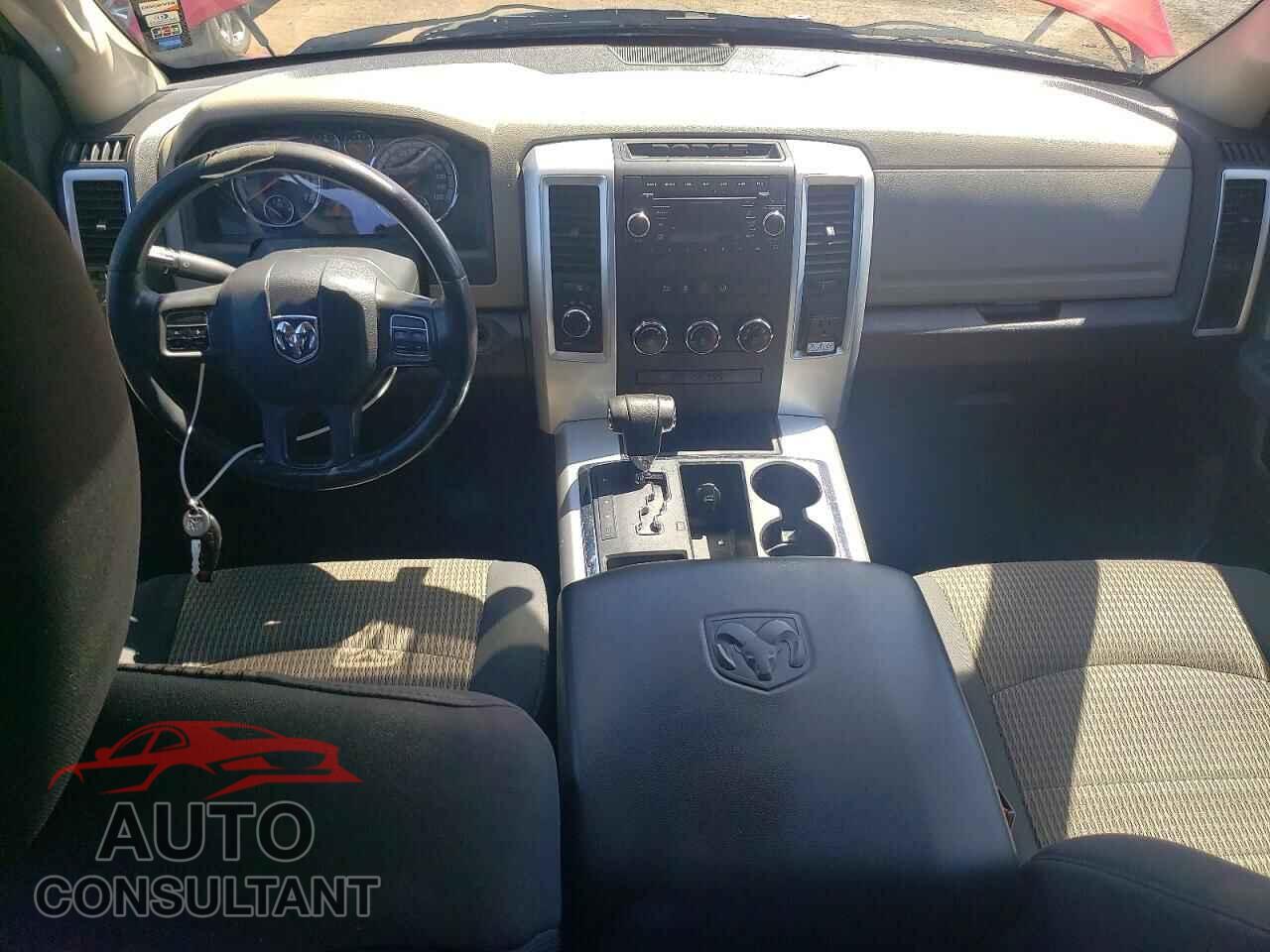 DODGE RAM 1500 2012 - 1C6RD7LT0CS320462