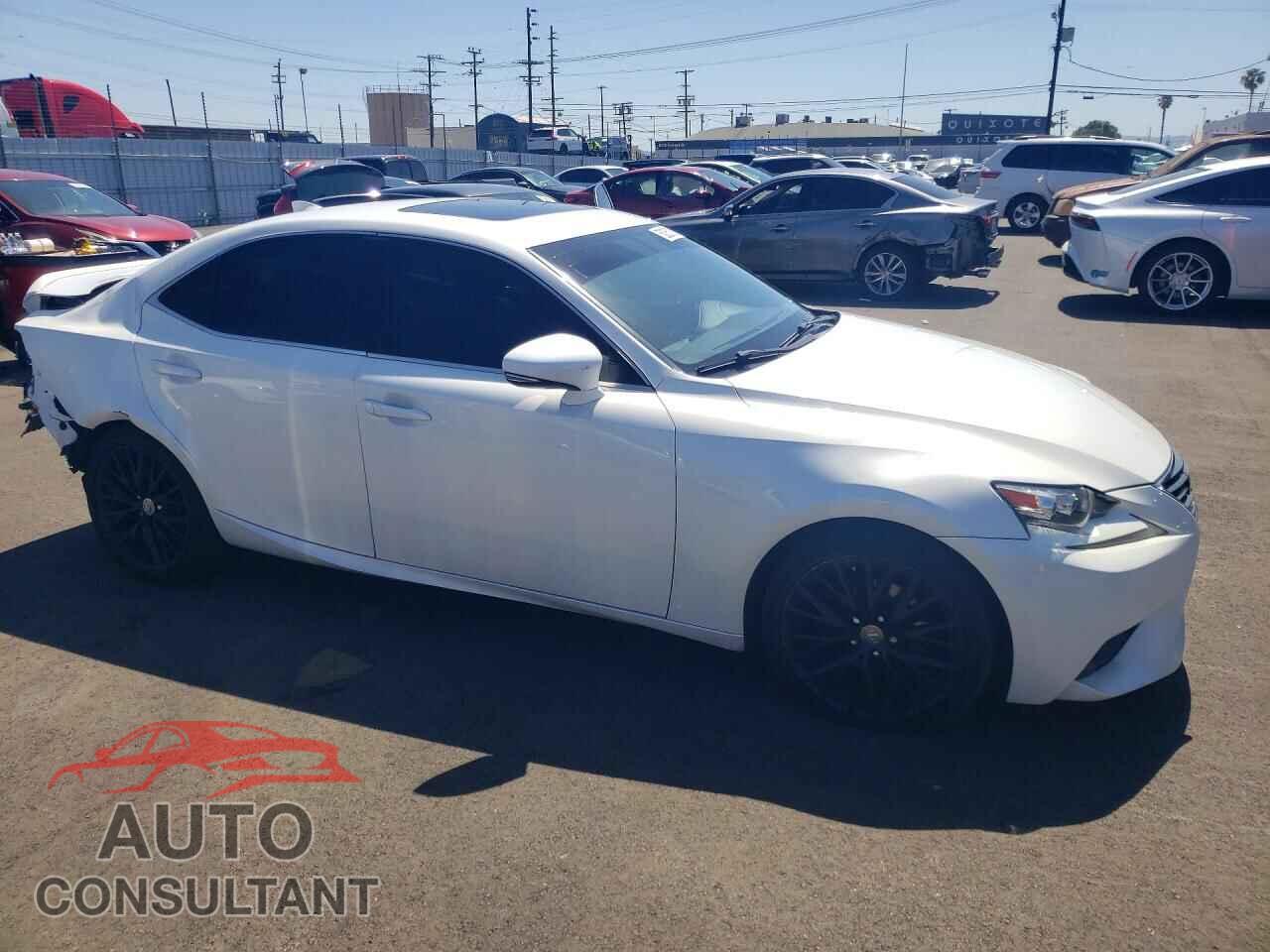 LEXUS IS 2015 - JTHBF1D2XF5052836