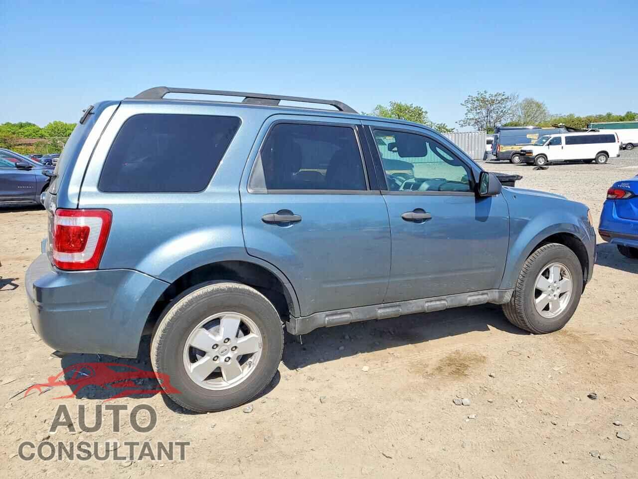 FORD ESCAPE 2011 - 1FMCU0DG1BKC09095