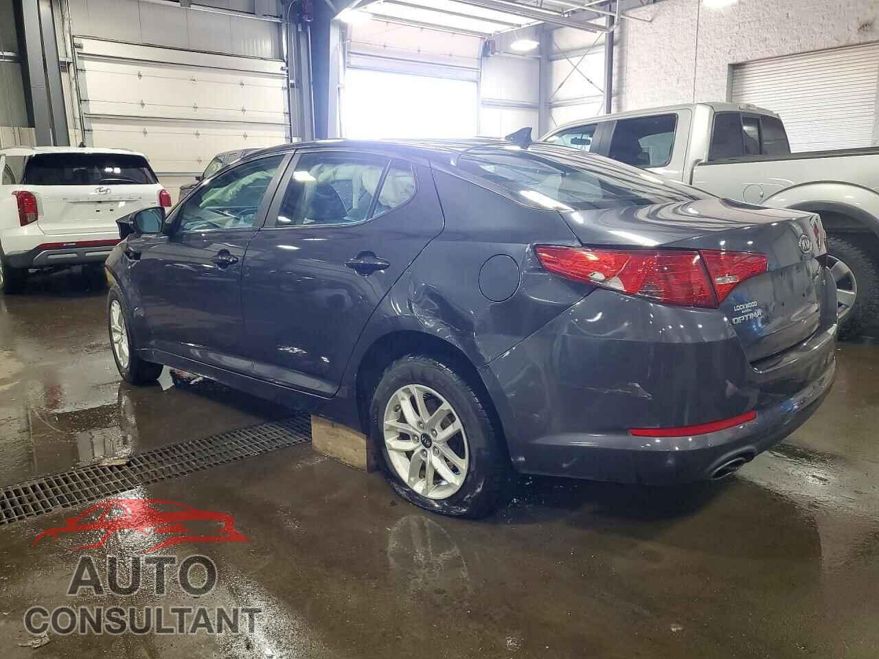 KIA OPTIMA 2011 - KNAGM4A79B5126592