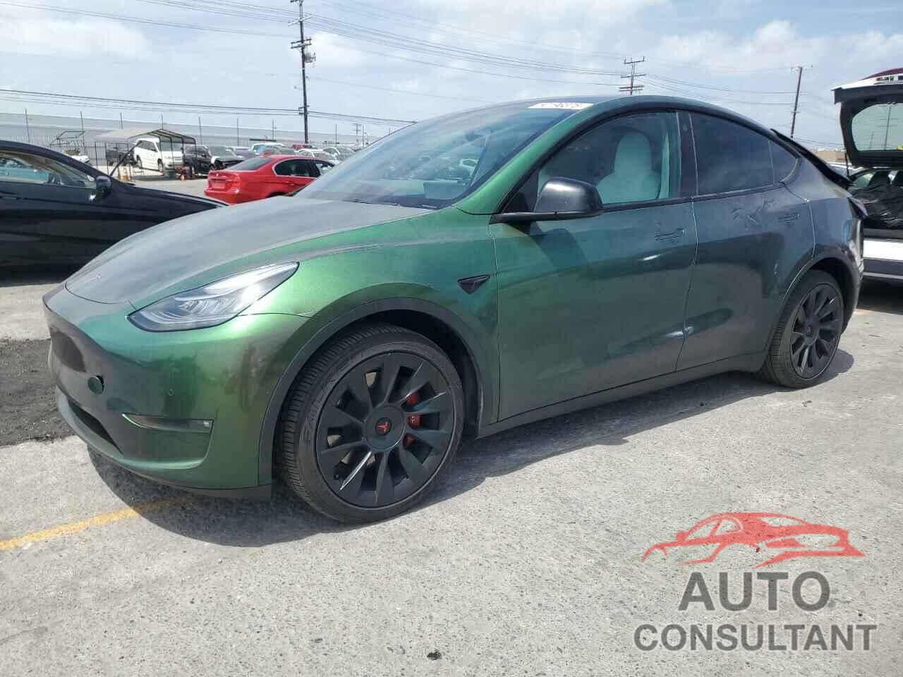 TESLA MODEL Y 2022 - 7SAYGDEE7NF352000