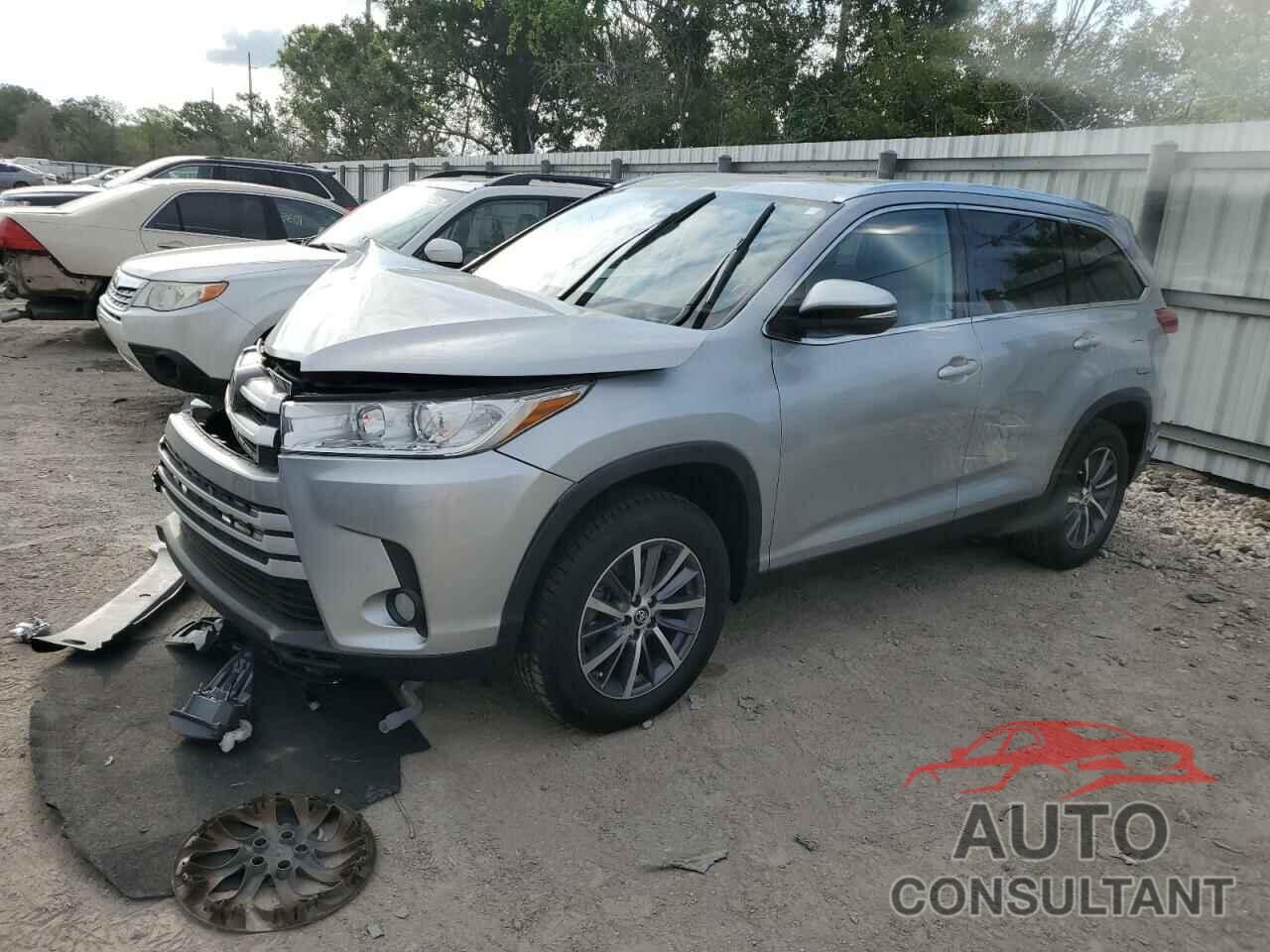 TOYOTA HIGHLANDER 2019 - 5TDKZRFHXKS307983