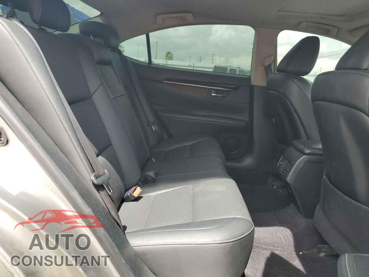 LEXUS ES350 2015 - JTHBK1GG2F2161005