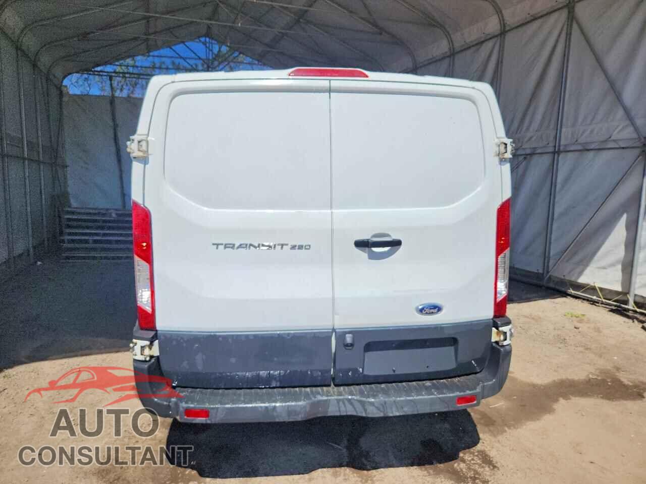 FORD TRANSIT 2017 - 1FTYR1ZM4HKB41741