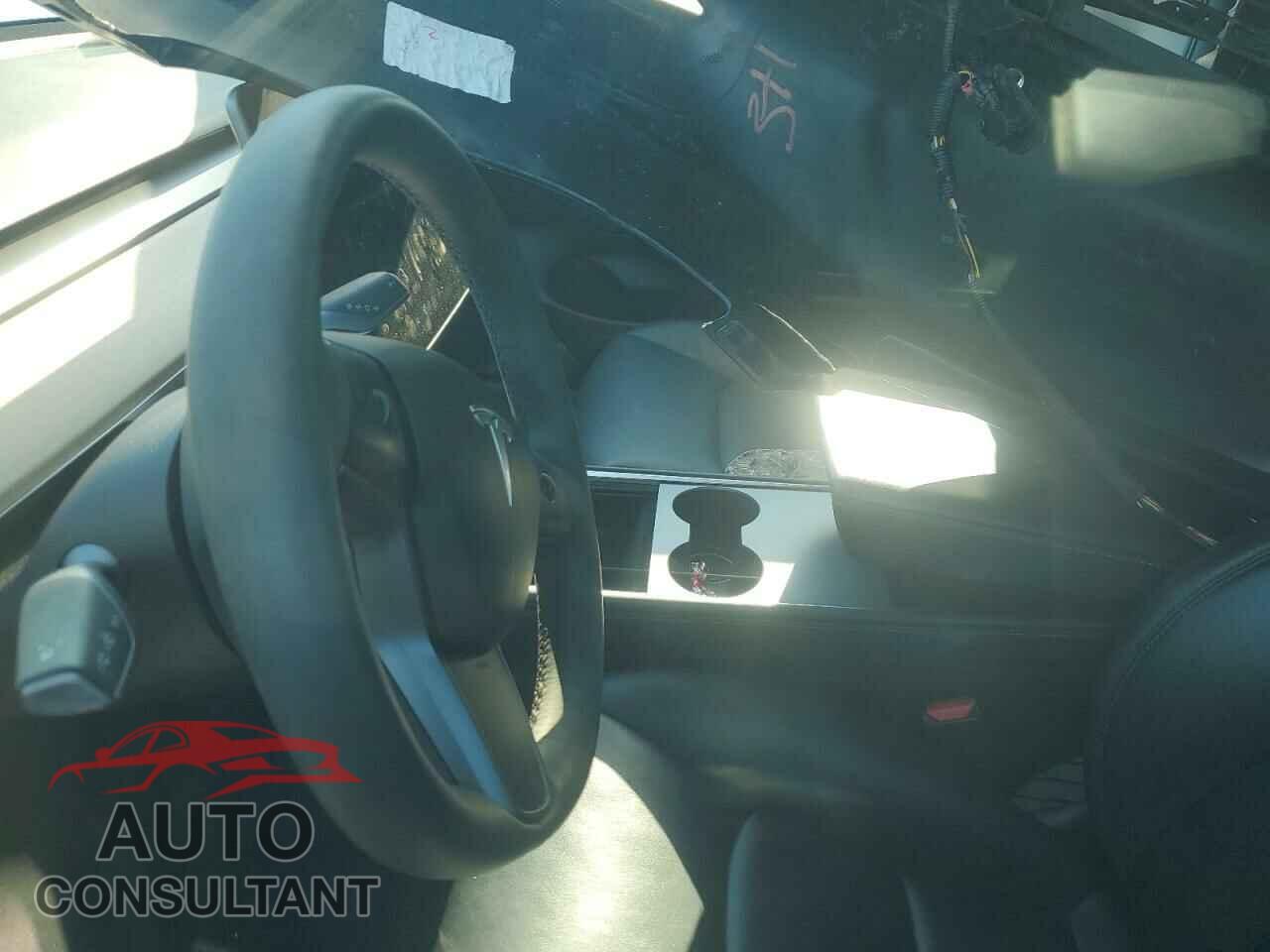 TESLA MODEL 3 2021 - 5YJ3E1EA3MF076793