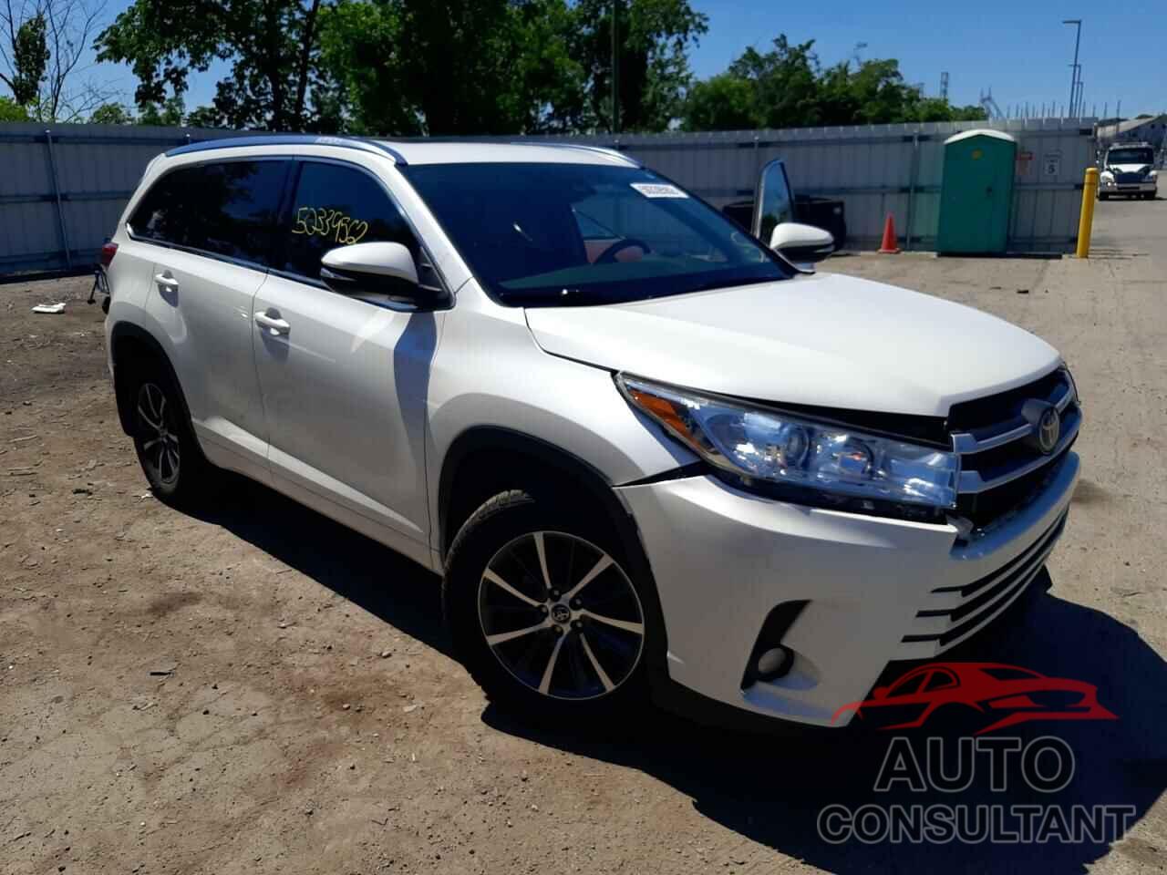 TOYOTA HIGHLANDER 2017 - 5TDJZRFH8HS469888