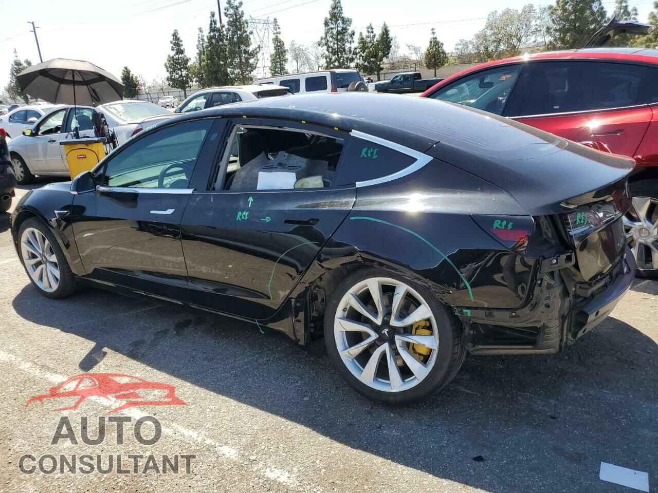 TESLA MODEL 3 2018 - 5YJ3E1EAXJF036495