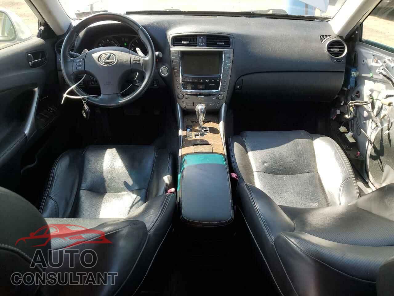LEXUS IS 2010 - JTHCF5C20A5039289