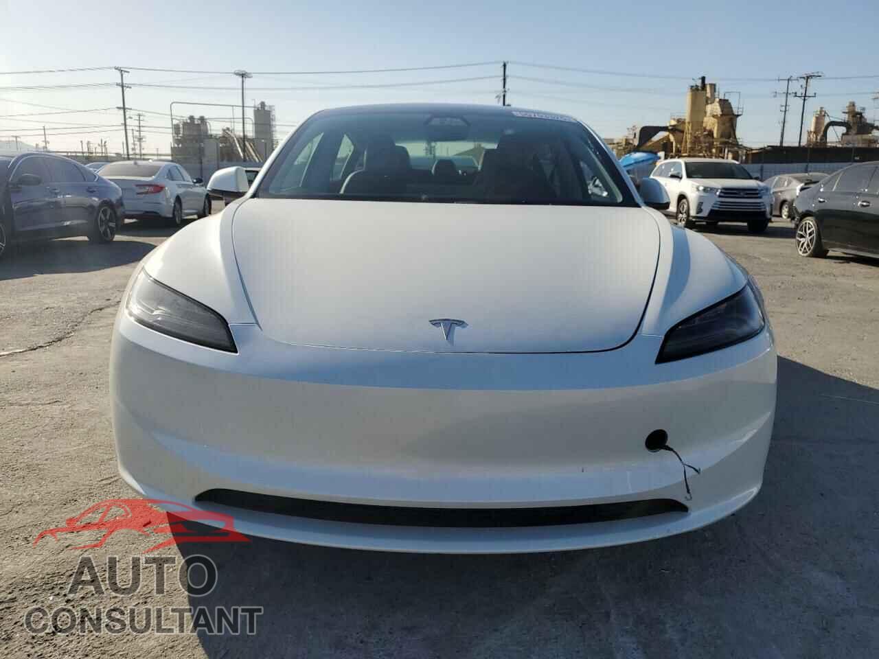 TESLA MODEL 3 2024 - 5YJ3E1EB9RF759355