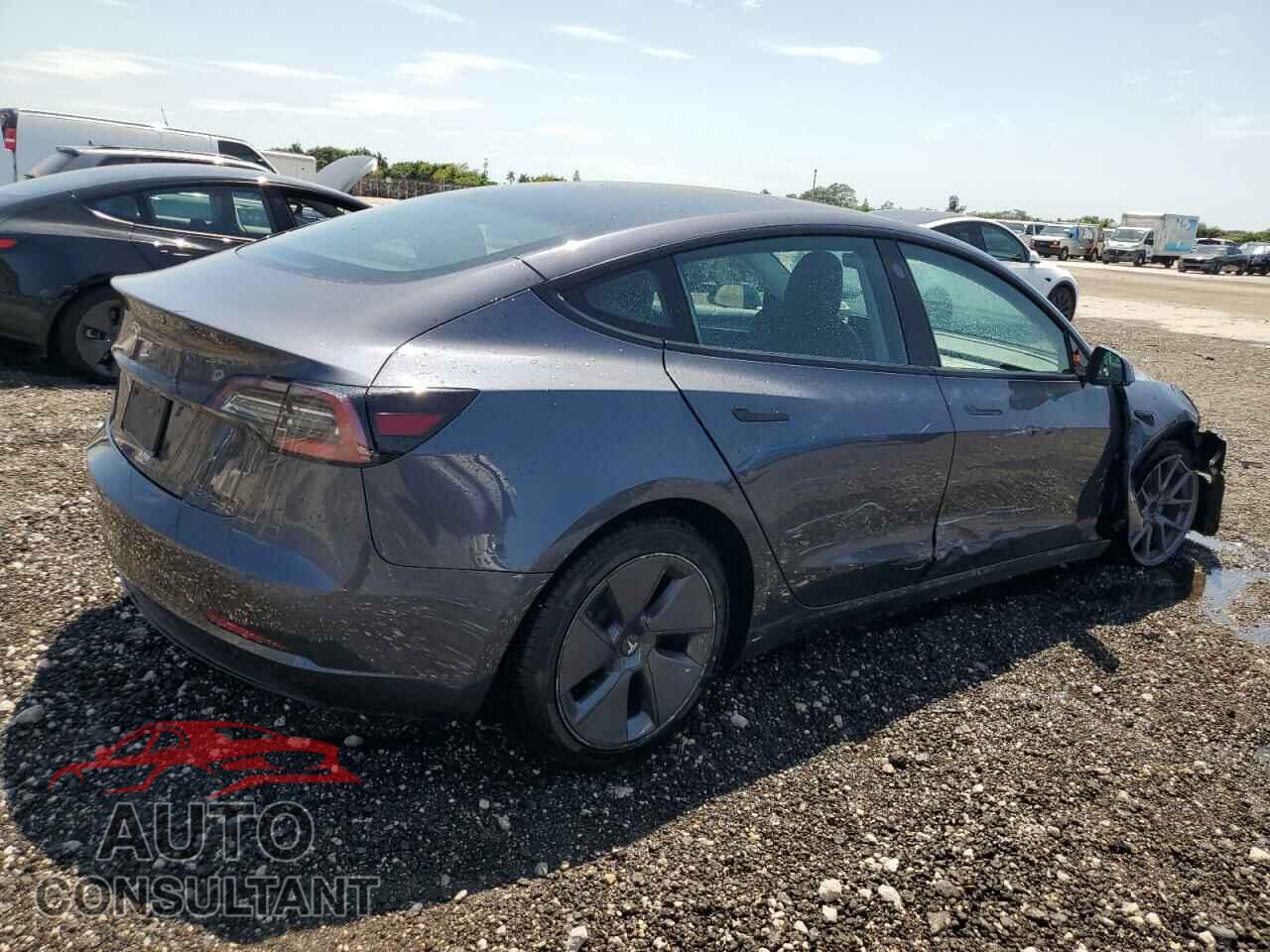 TESLA MODEL 3 2022 - 5YJ3E1EAXNF369382
