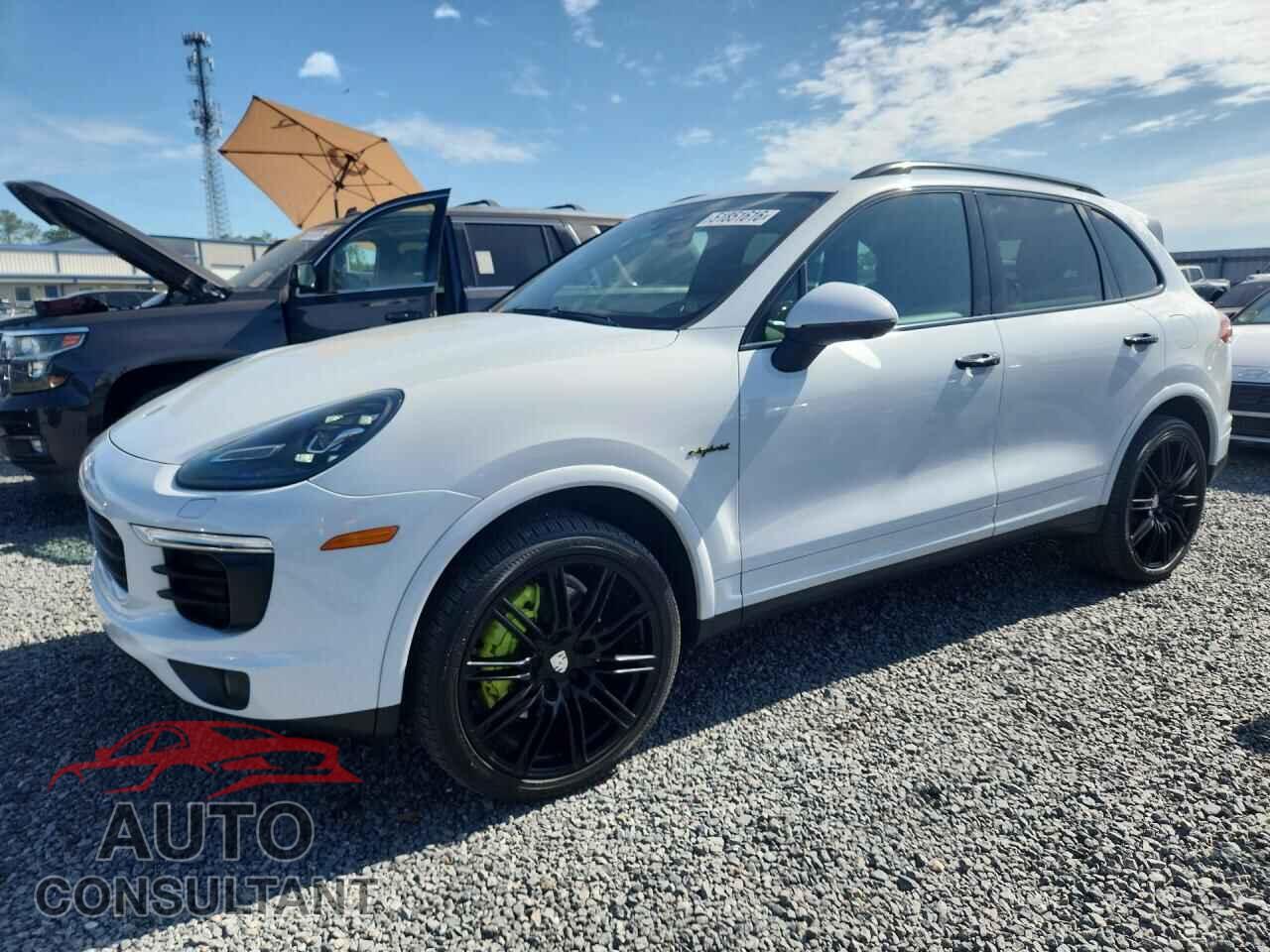 PORSCHE CAYENNE 2017 - WP1AE2A20HLA75758