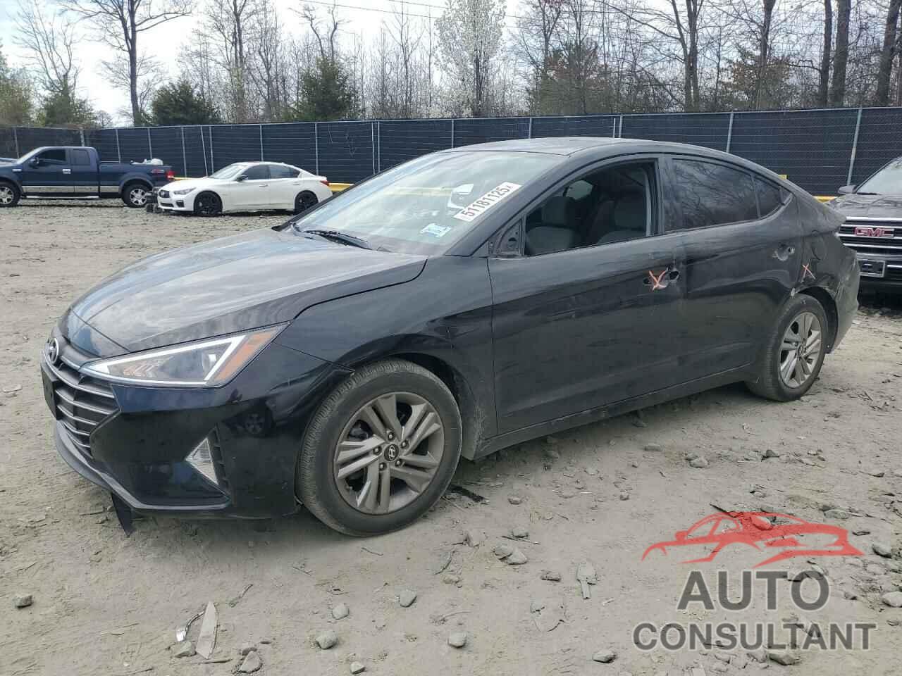 HYUNDAI ELANTRA 2019 - KMHD84LF0KU779361