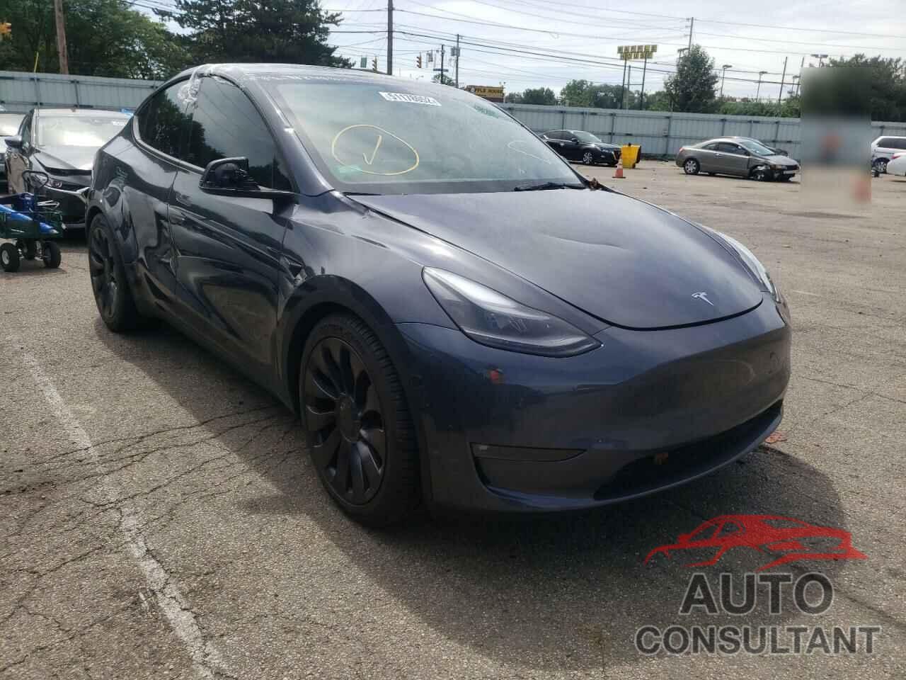 TESLA MODEL Y 2021 - 5YJYGDEF0MF252583