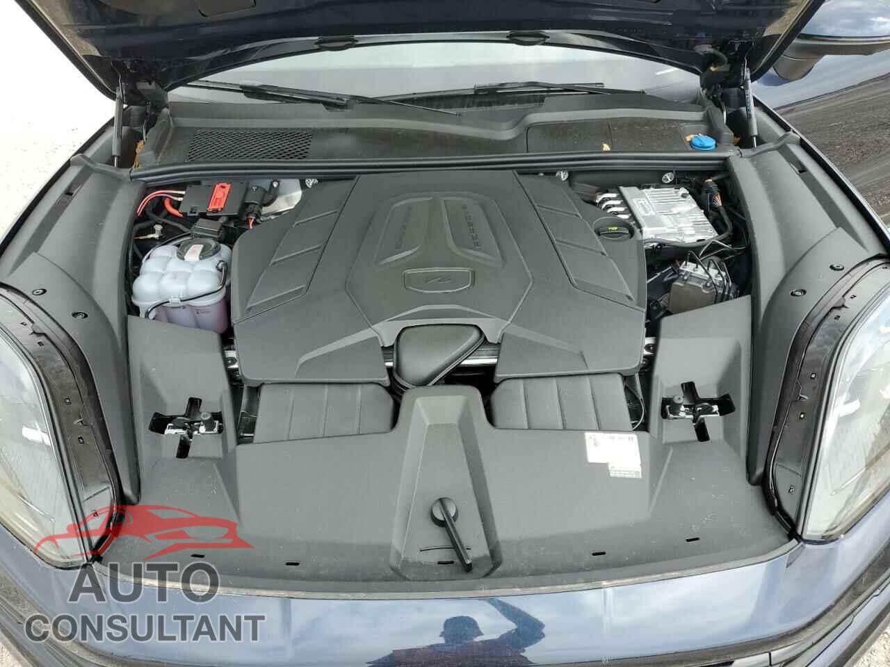 PORSCHE CAYENNE 2024 - WP1BA2AY7RDA50873