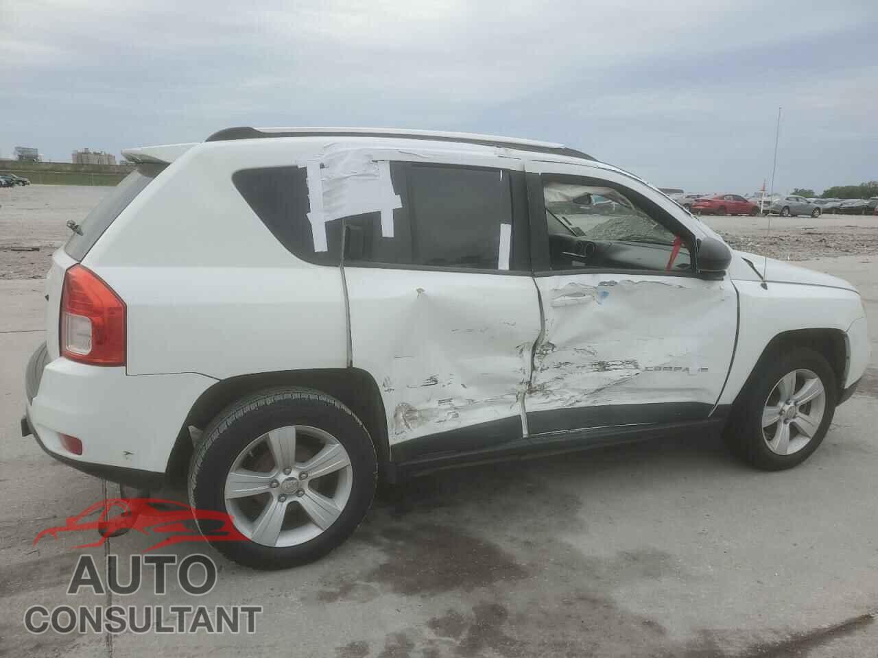 JEEP COMPASS 2011 - 1J4NT1FA0BD245521