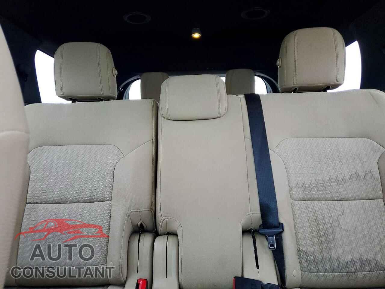 FORD EXPLORER 2017 - 1FM5K8B8XHGD34357