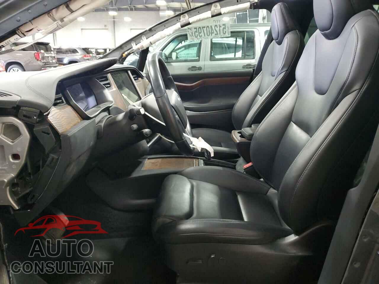 TESLA MODEL X 2020 - 5YJXCDE2XLF279941
