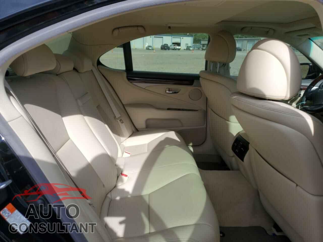 LEXUS LS460 2017 - JTHBL5EF0H5147040