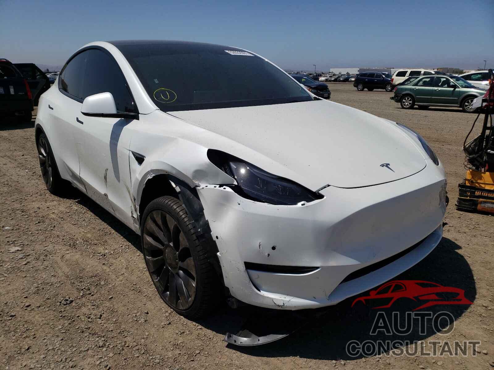 TESLA MODEL Y 2021 - 5YJYGDEF8MF194836