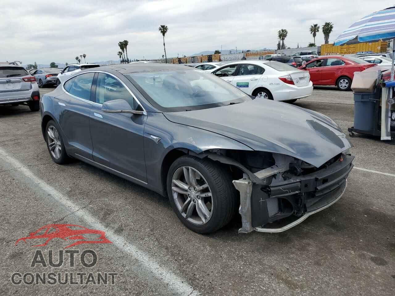 TESLA MODEL S 2012 - 5YJSA1CNXCFP03209