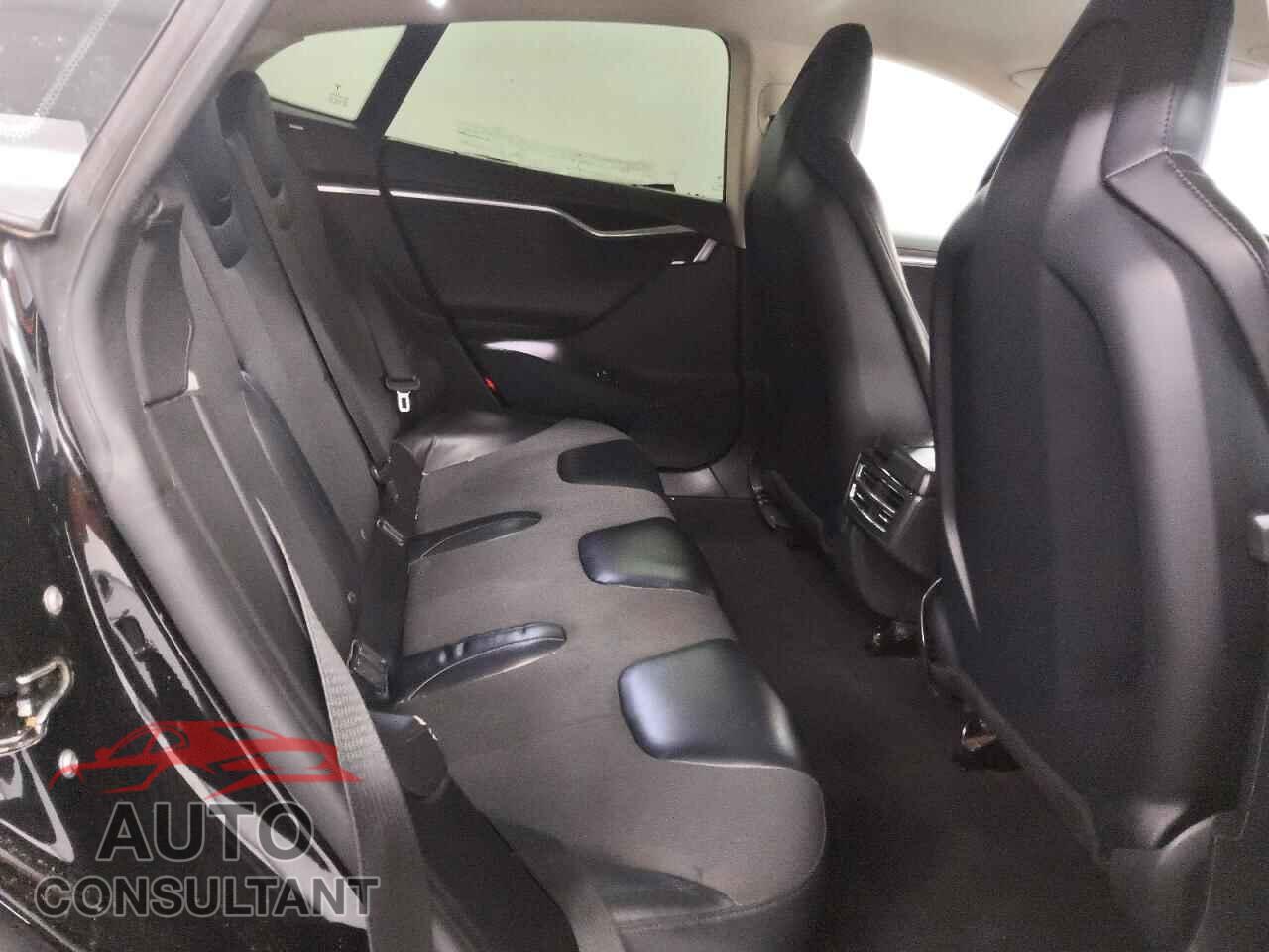 TESLA MODEL S 2013 - 5YJSA1BG5DFP08693