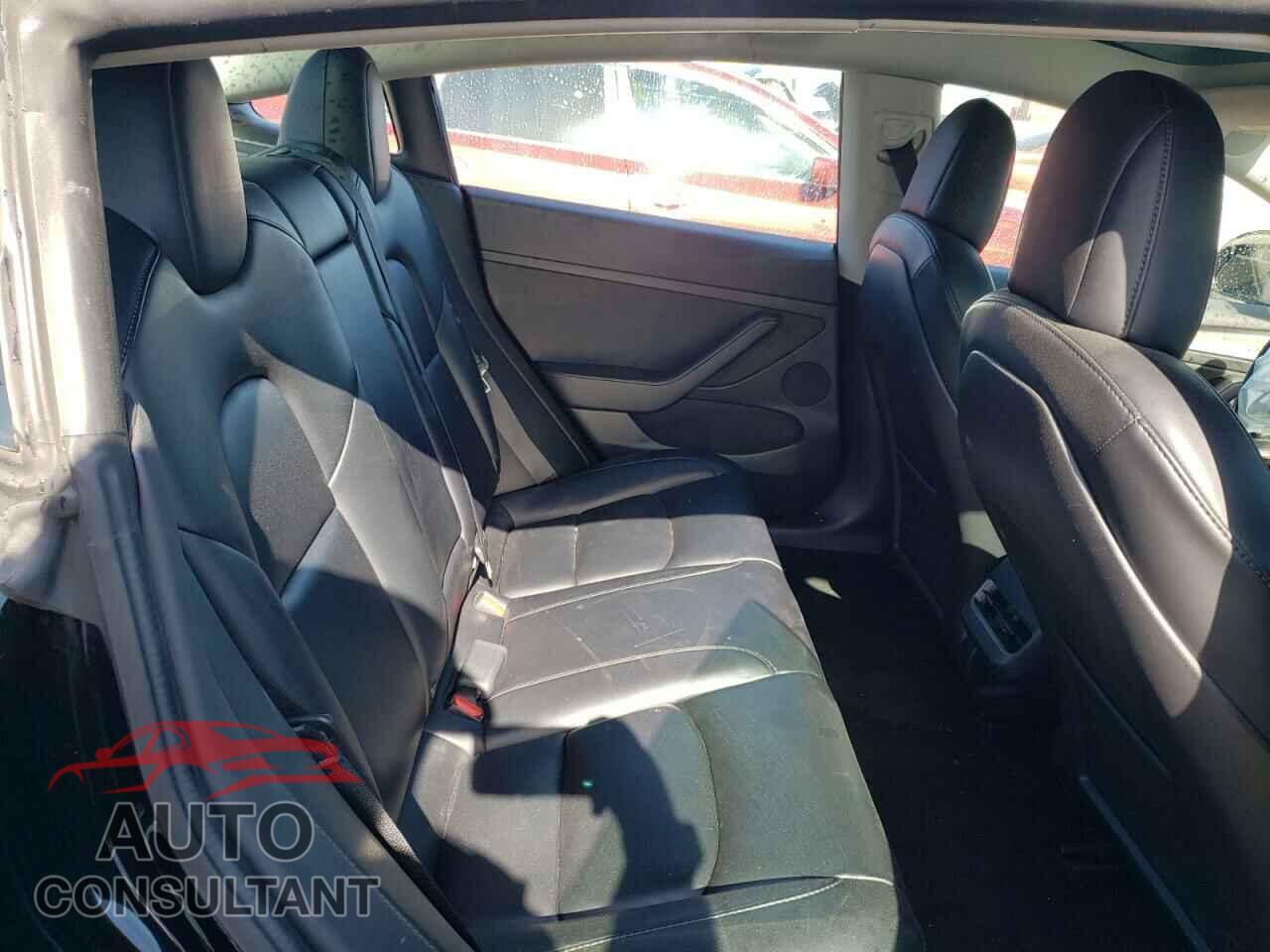 TESLA MODEL 3 2022 - 5YJ3E1EA0NF186296