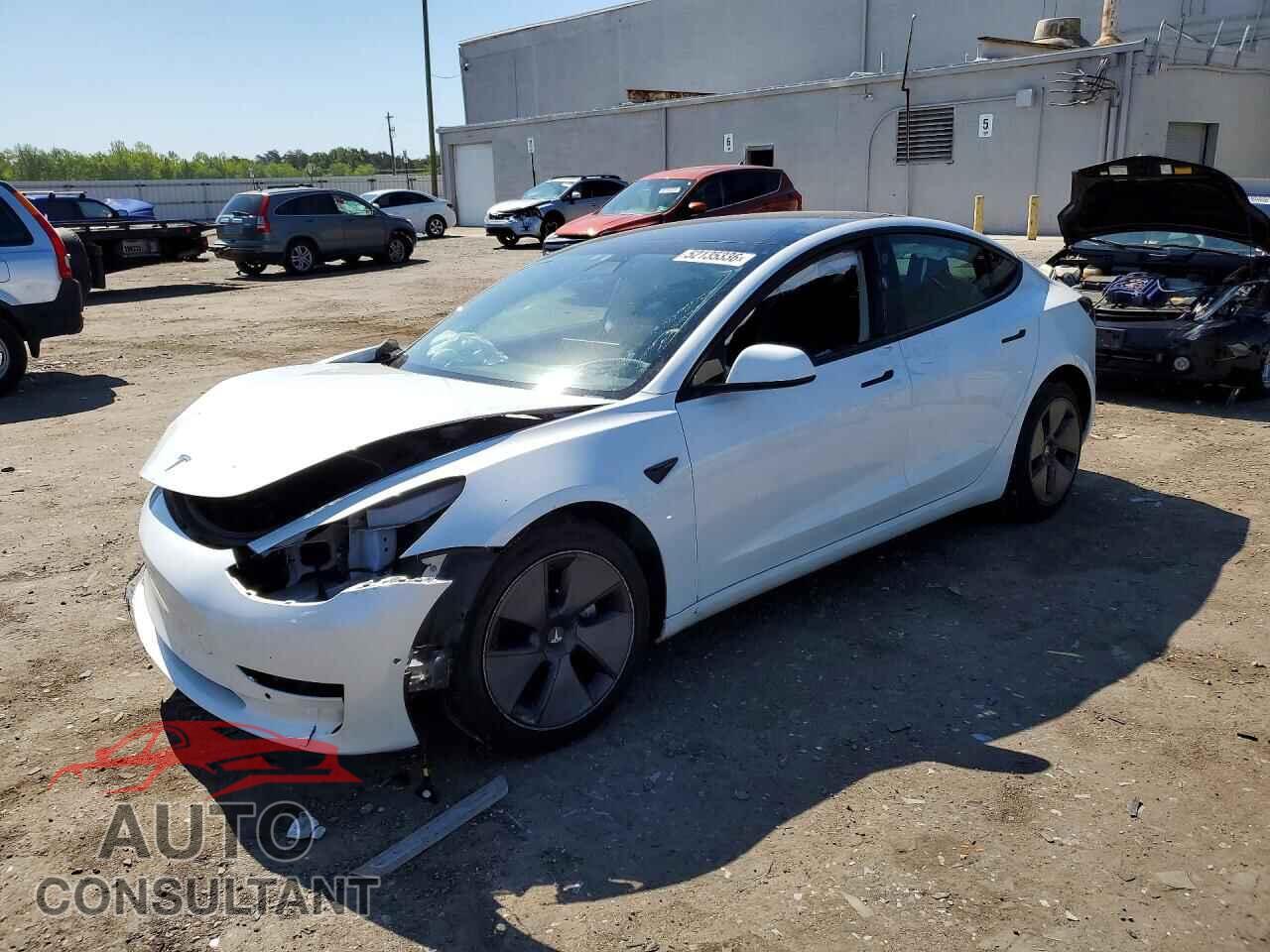 TESLA MODEL 3 2021 - 5YJ3E1EB8MF983466