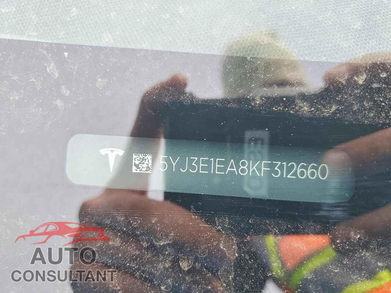 TESLA MODEL 3 2019 - 5YJ3E1EA8KF312660