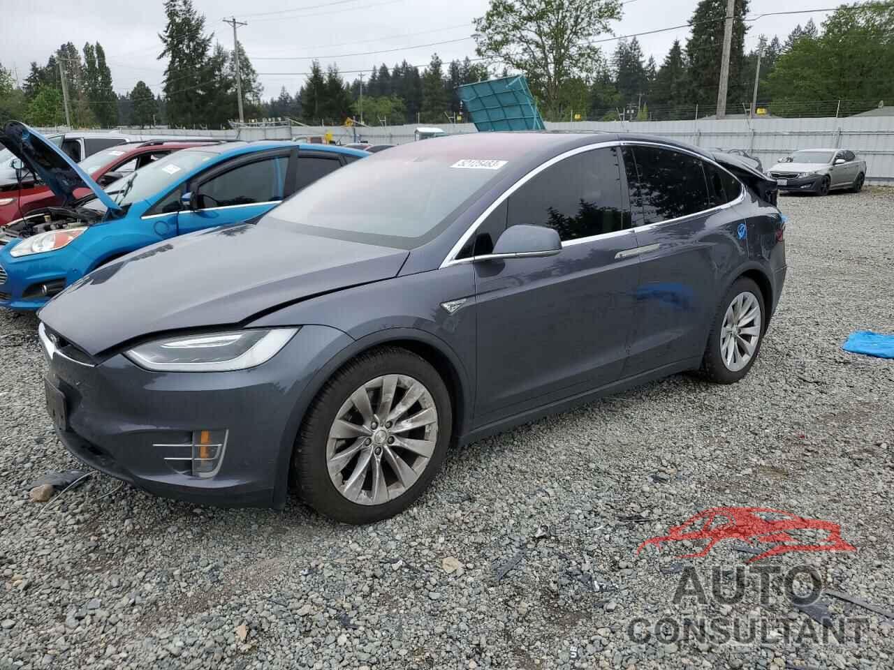 TESLA MODEL X 2016 - 5YJXCBE21GF004906