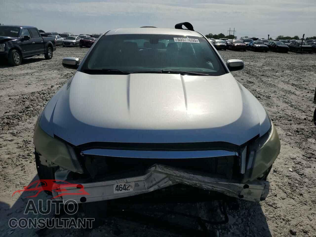 FORD TAURUS 2011 - 1FAHP2EW4BG107236