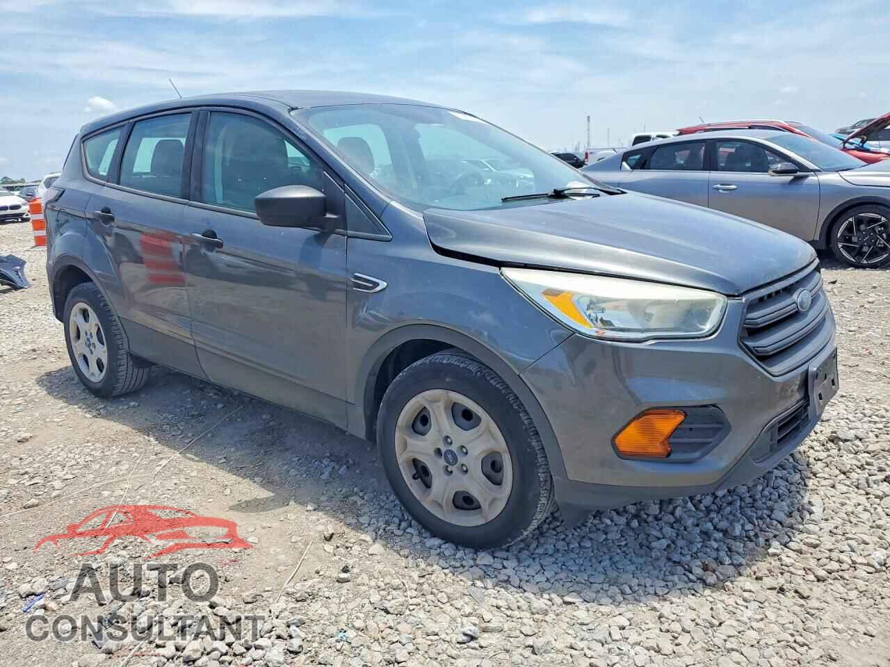 FORD ESCAPE 2017 - 1FMCU0F71HUB88632