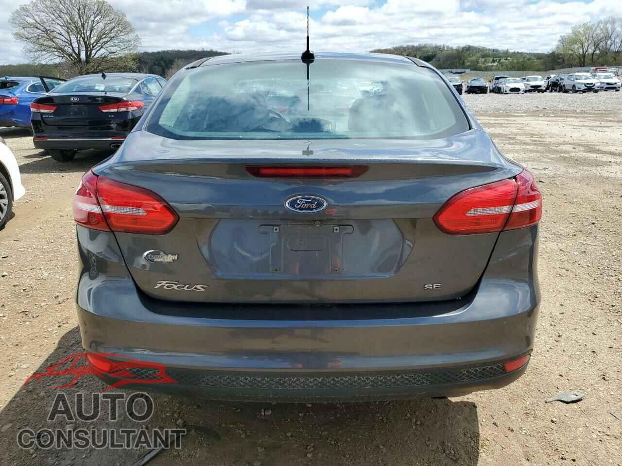 FORD FOCUS 2017 - 1FADP3F25HL228597