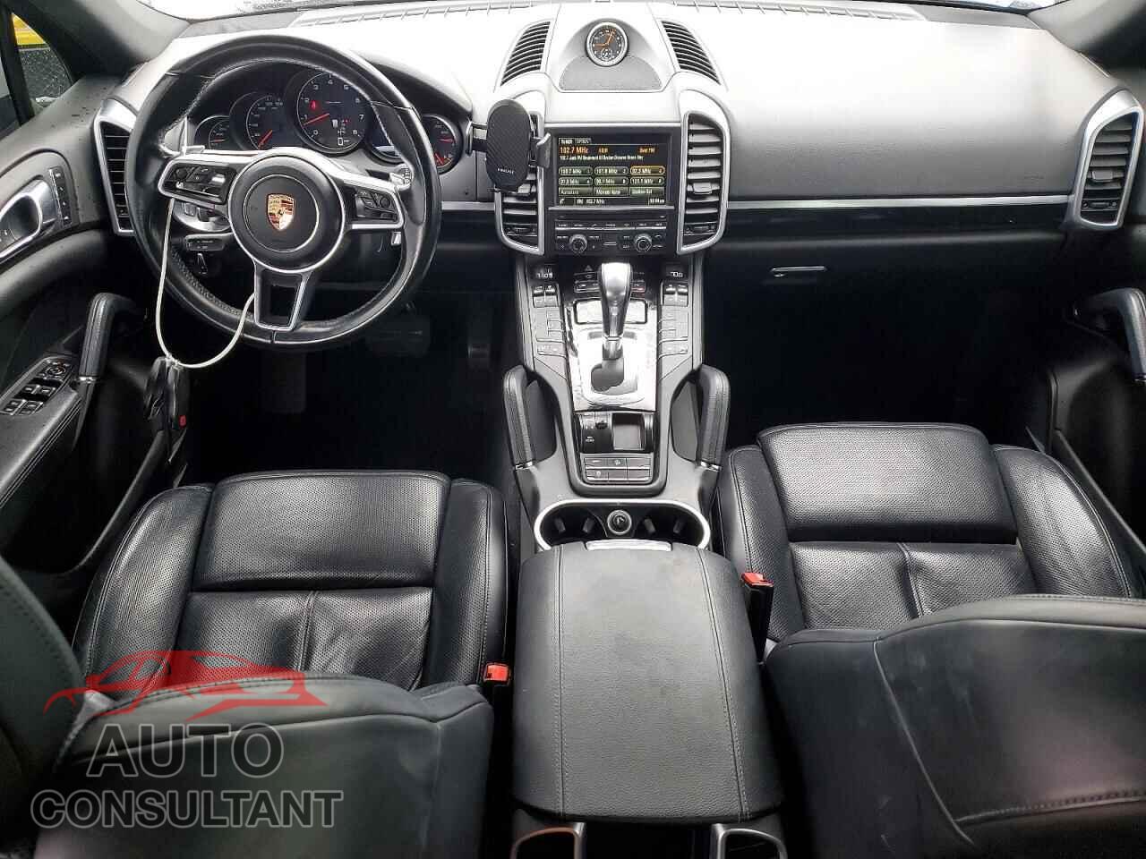 PORSCHE CAYENNE 2016 - WP1AA2A2XGKA37972