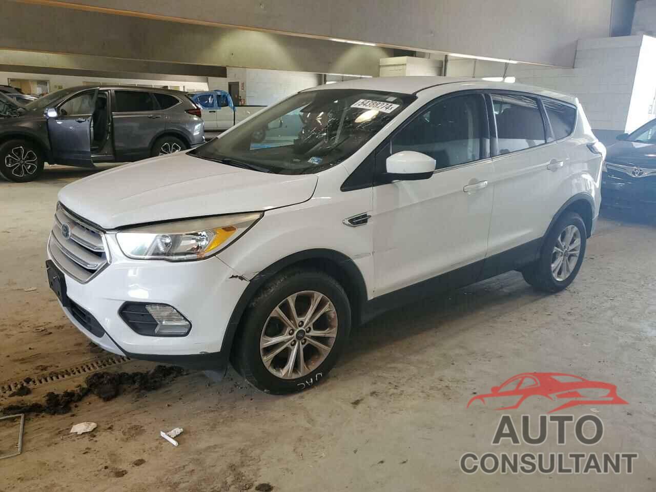 FORD ESCAPE 2018 - 1FMCU0GD9JUC50286