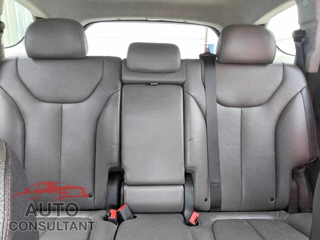 HYUNDAI SANTA FE 2019 - 5NMS53AA2KH131338