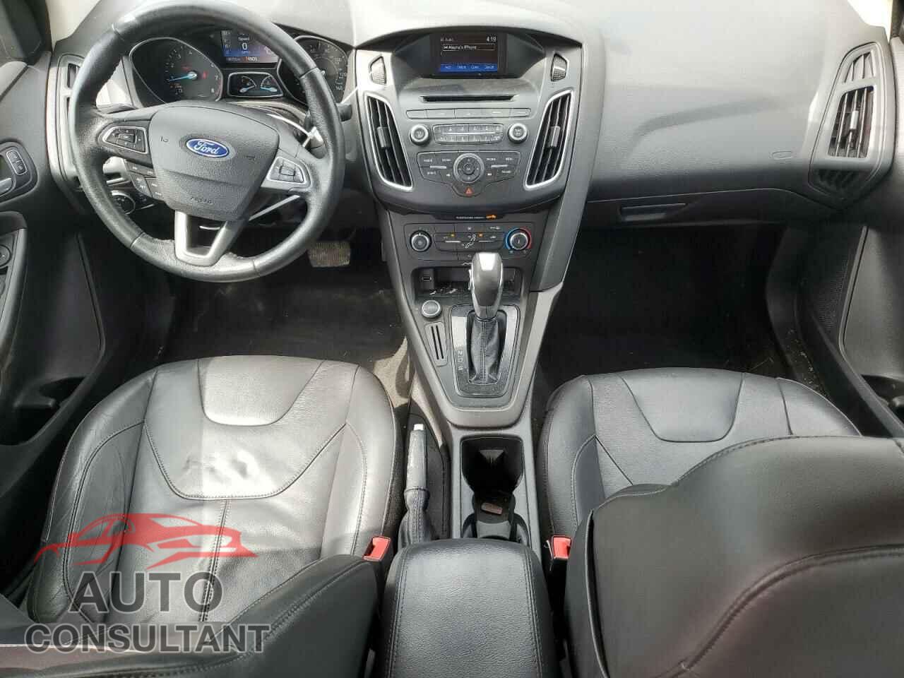 FORD FOCUS 2015 - 1FADP3F20FL228679