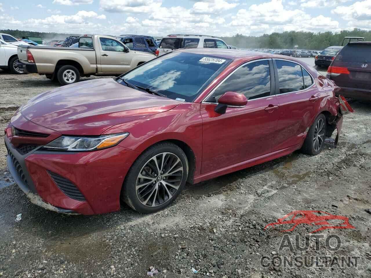 TOYOTA CAMRY 2018 - 4T1B11HK9JU518518